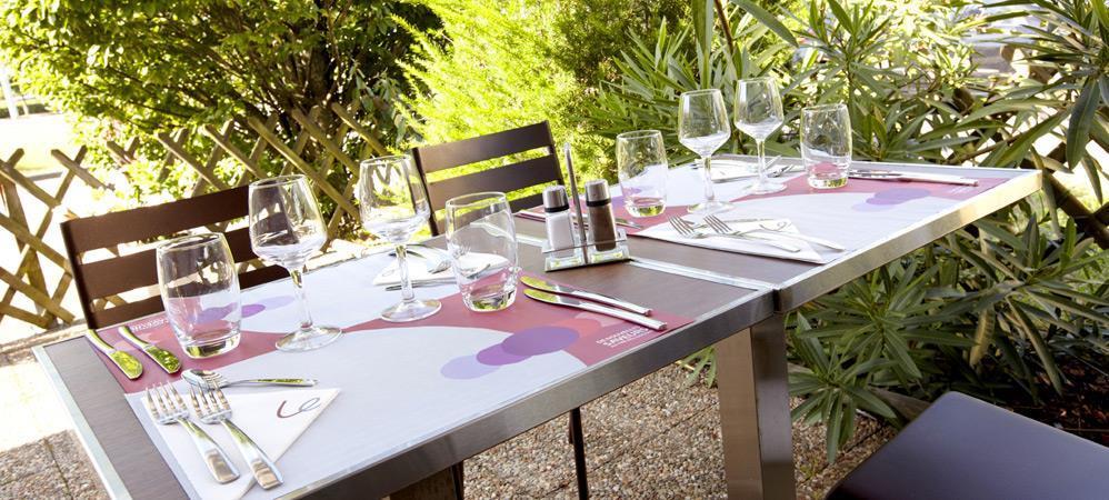 Campanile Dunkerque Est - Armbouts-Cappel Hotel Restaurant photo
